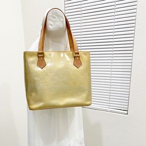 *SOLD* Louis Vuitton Houston LM0050 - SKU 16036